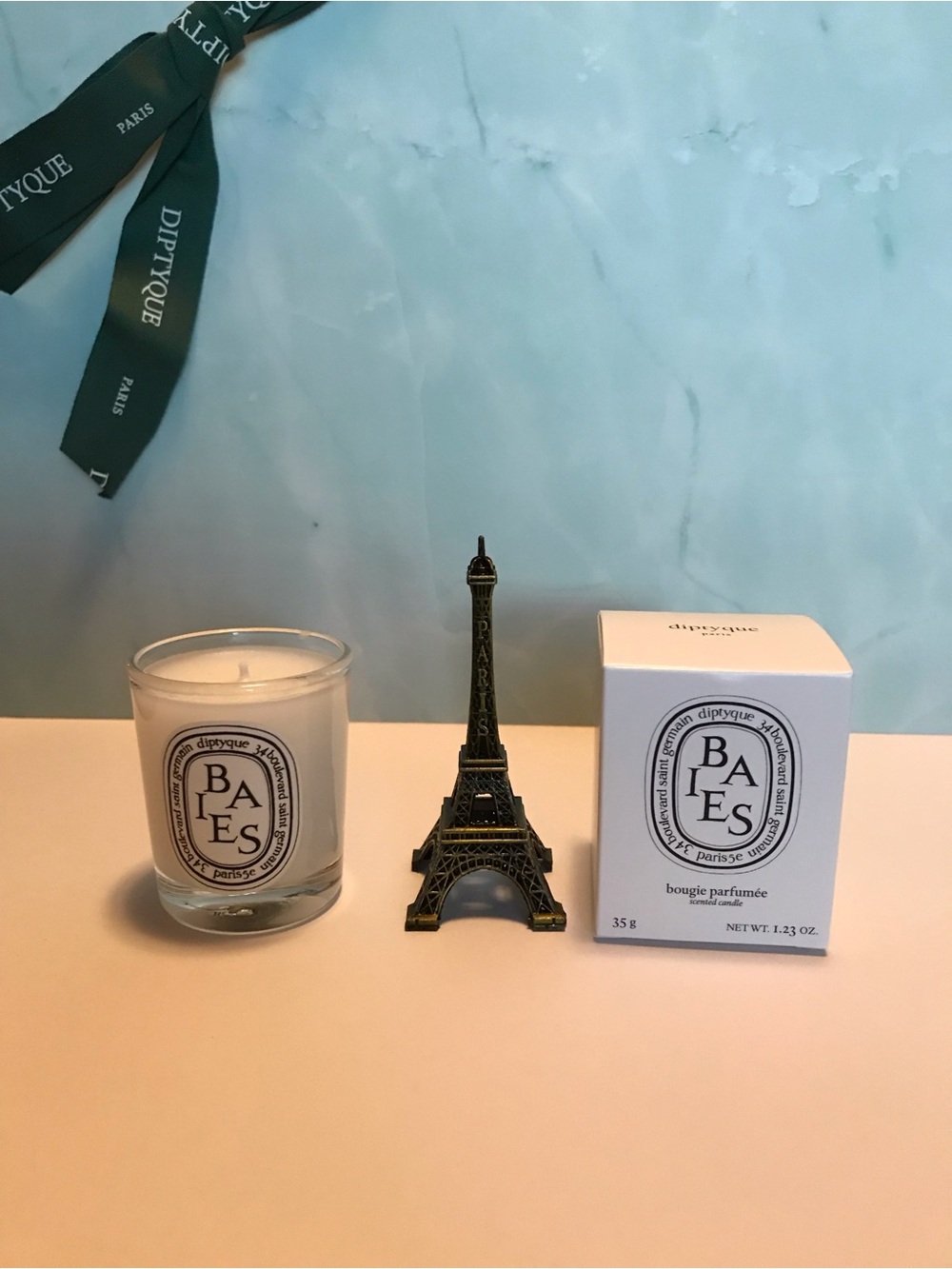 diptyque Baies White Scented Candle with Box
